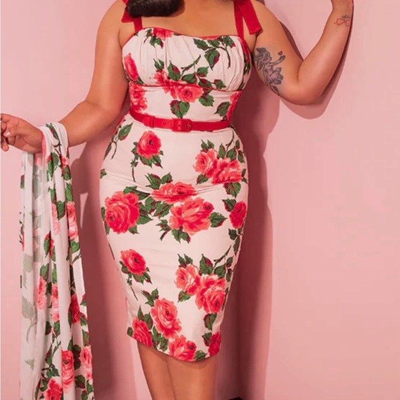 Vixen Red Roses Wiggle - Picture 7 of 7